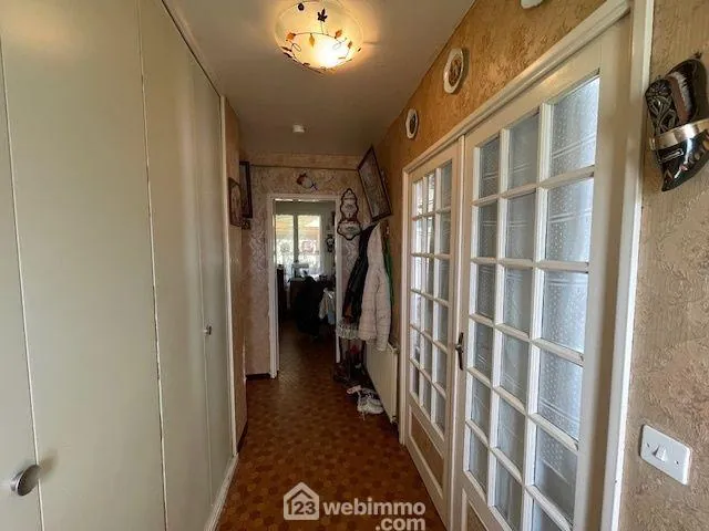 Maison individuelle de 100 m² avec dépendance, garage et jardin à Noyon 
