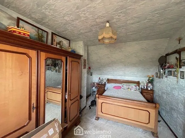Maison individuelle de 100 m² avec dépendance, garage et jardin à Noyon 