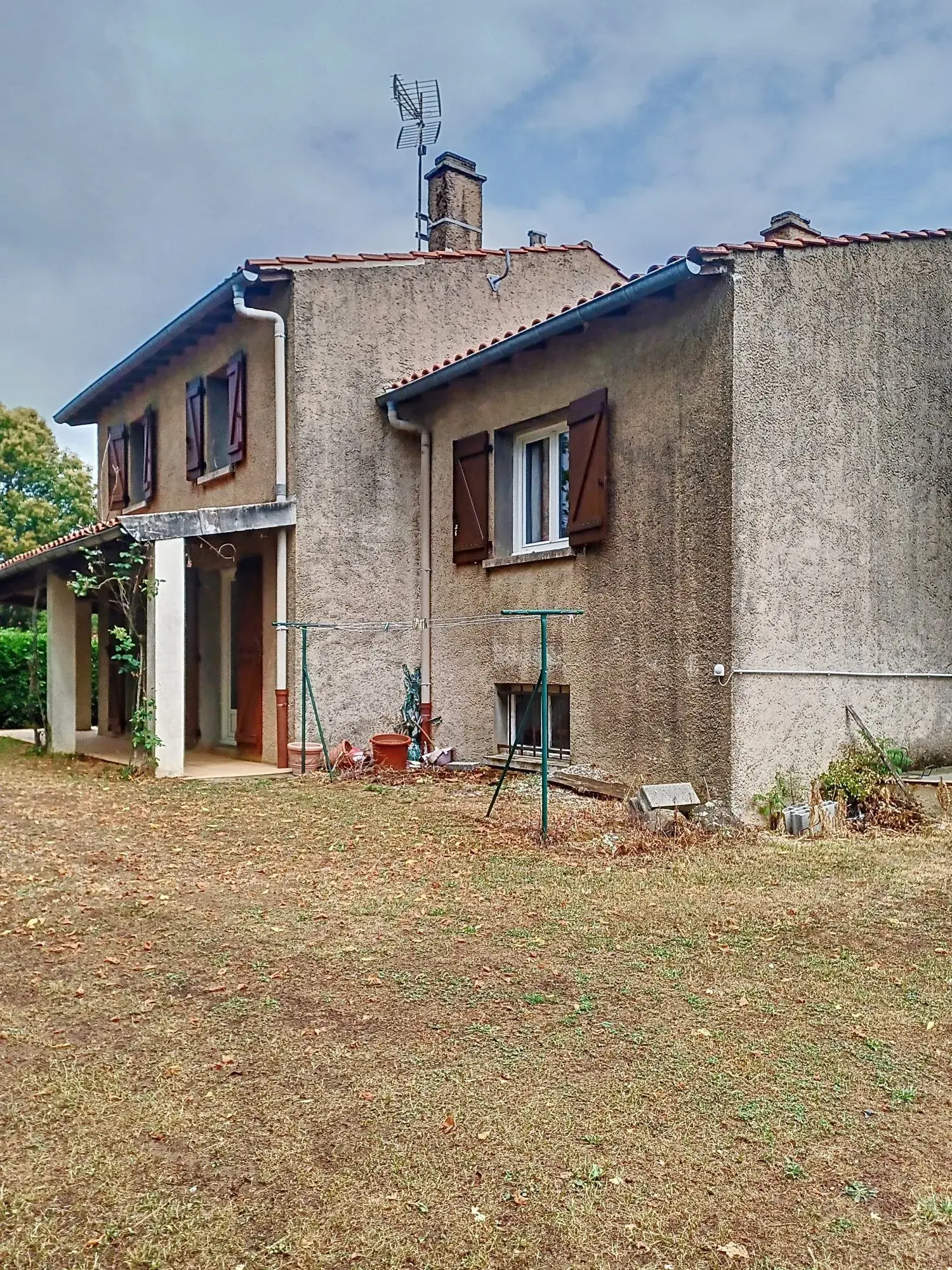Maison T6 avec grand terrain de 2748 m² à Terre de Bancalié 