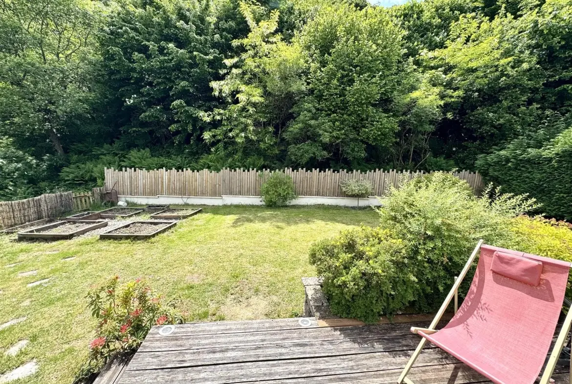 Maison à Épinal avec 4 chambres, terrasse et jardin arboré - Prix 235 000 € 