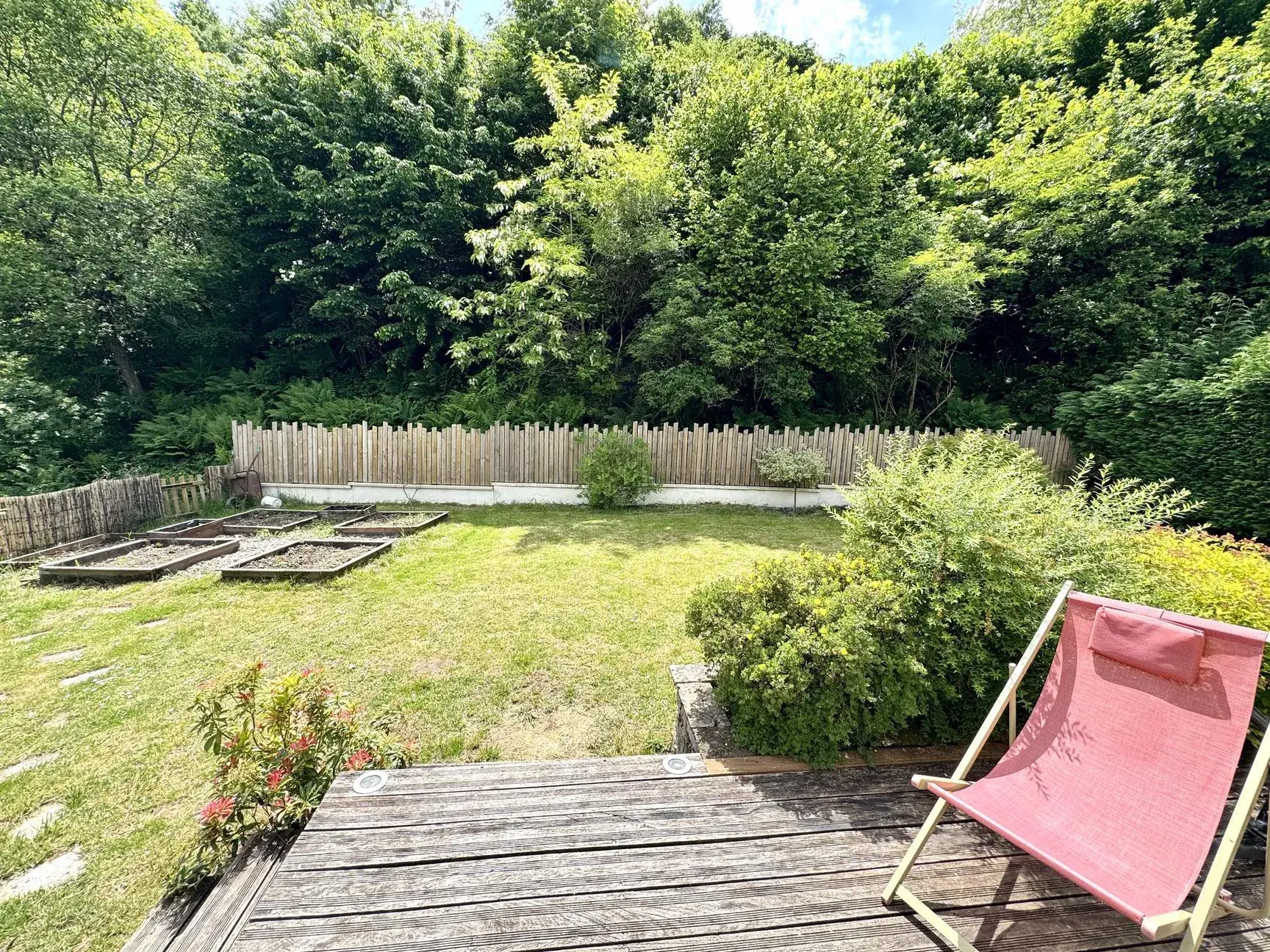 Maison à Épinal avec 4 chambres, terrasse et jardin arboré - Prix 235 000 € 