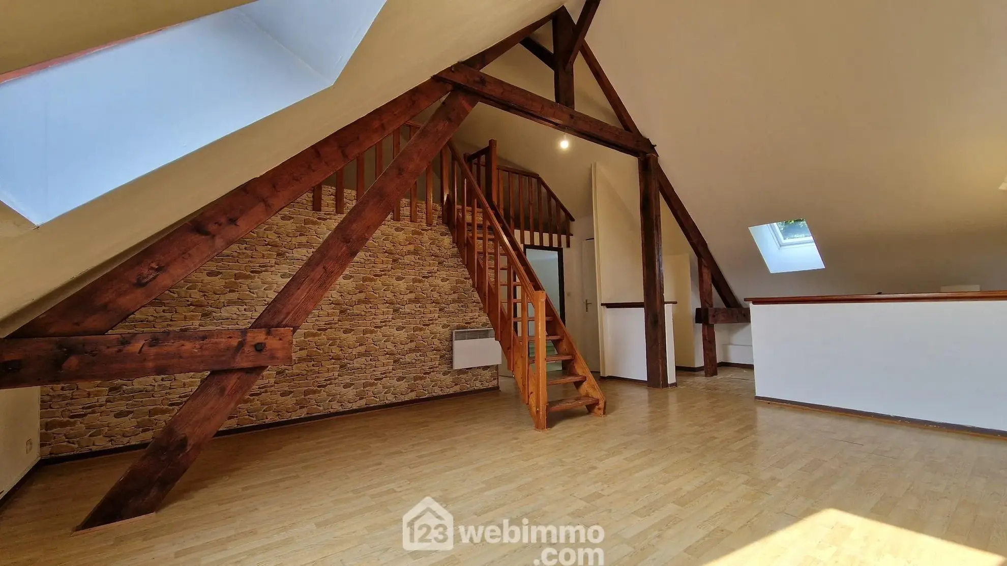 Appartement F2 à Laon - 57m² avec mezzanine et parking 