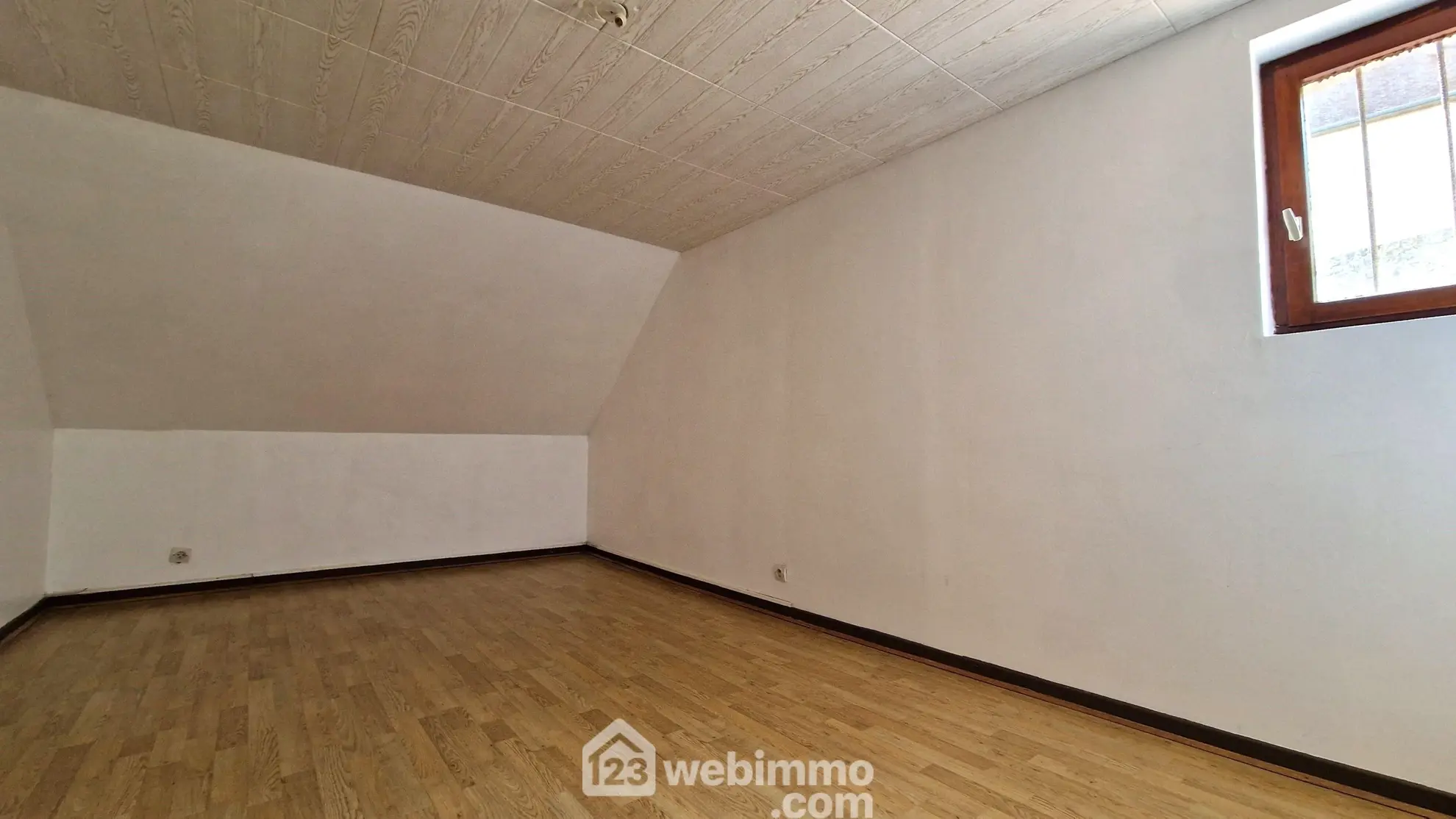 Appartement F2 à Laon - 57m² avec mezzanine et parking 