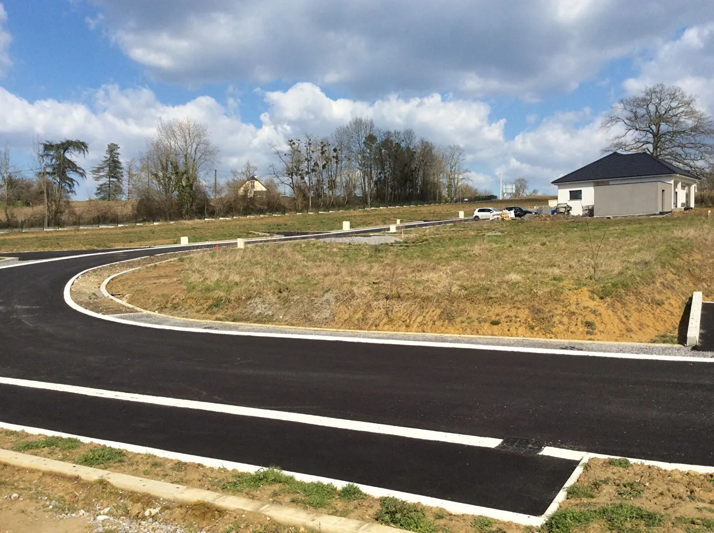 Terrain à vendre à Gan de 945 m² proche de Pau – Lotissement 'Le Clos de Lus' 