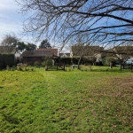 Terrain constructible de 637 m² à Beynes 78, viabilisé et exposé plein sud