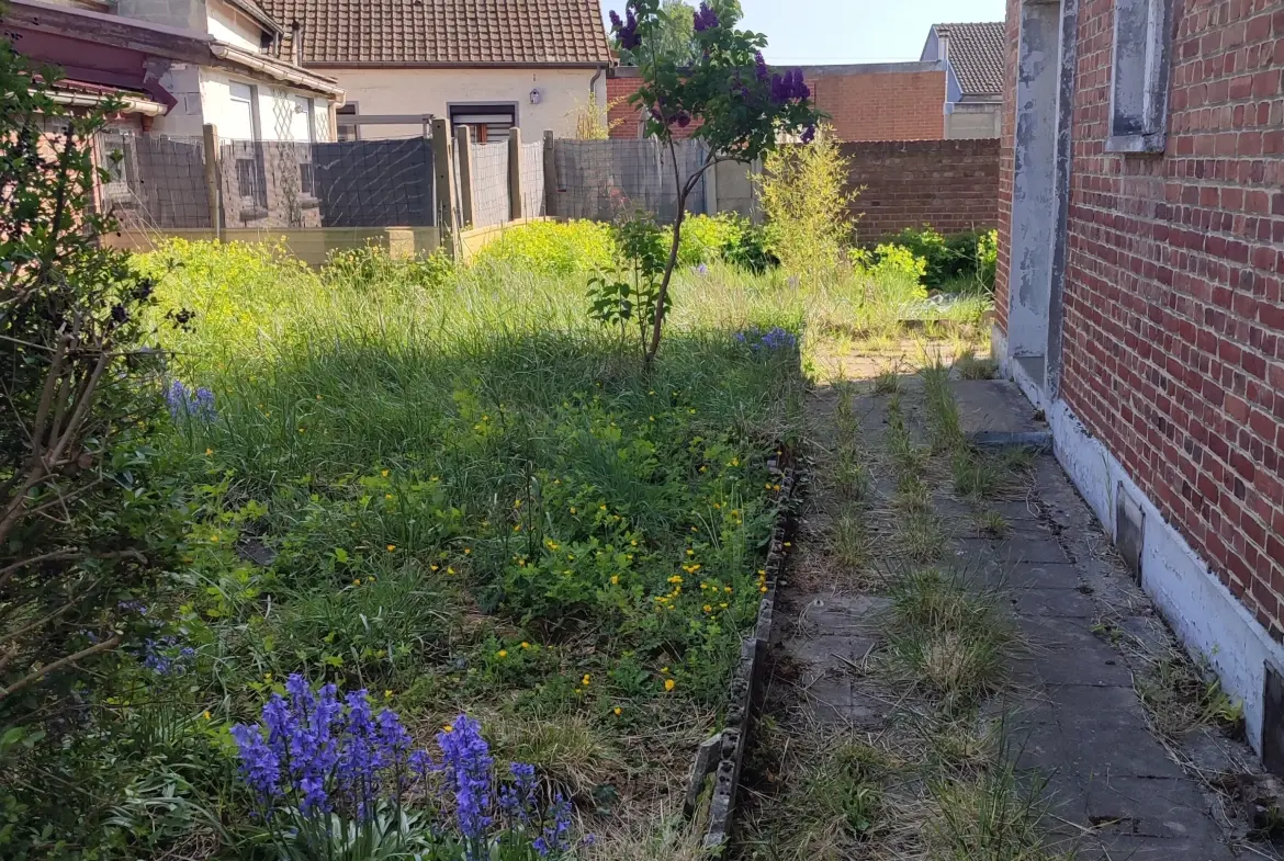 Maison à vendre à Vieux-Condé proche frontière belge avec terrain et garages 