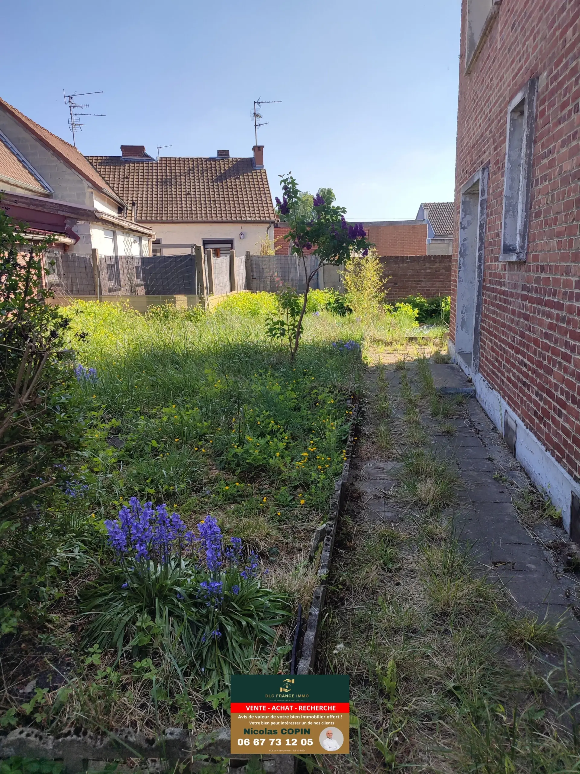 Maison à vendre à Vieux-Condé proche frontière belge avec terrain et garages 