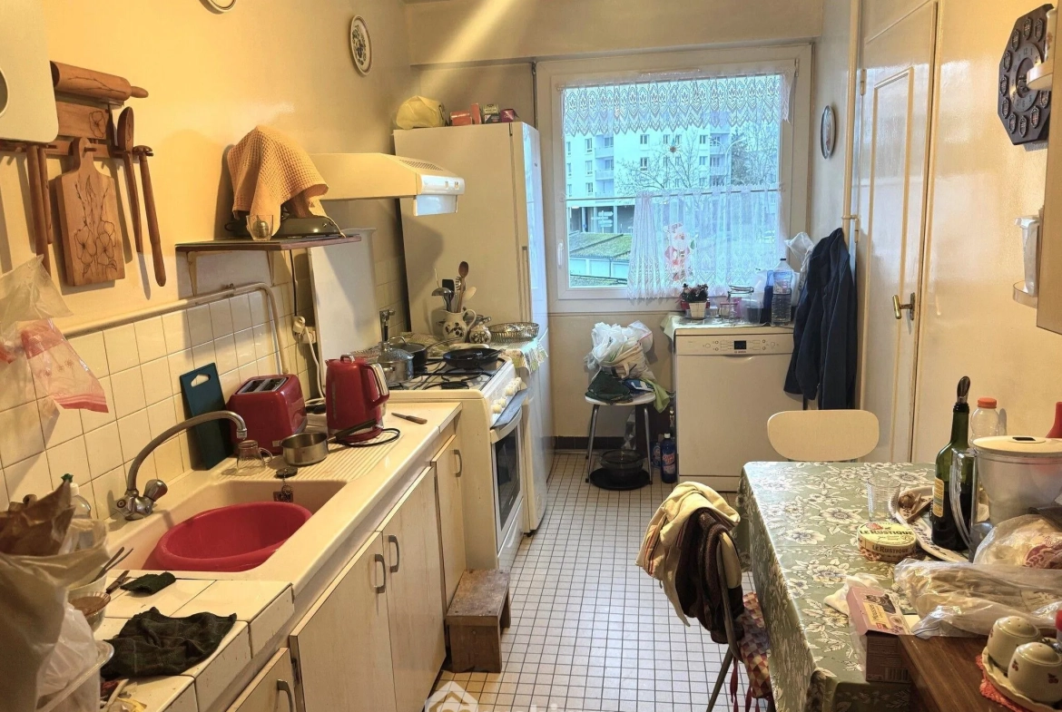 Appartement de 64 m² en viager occupé à Évry Village - Opportunité d'investissement 