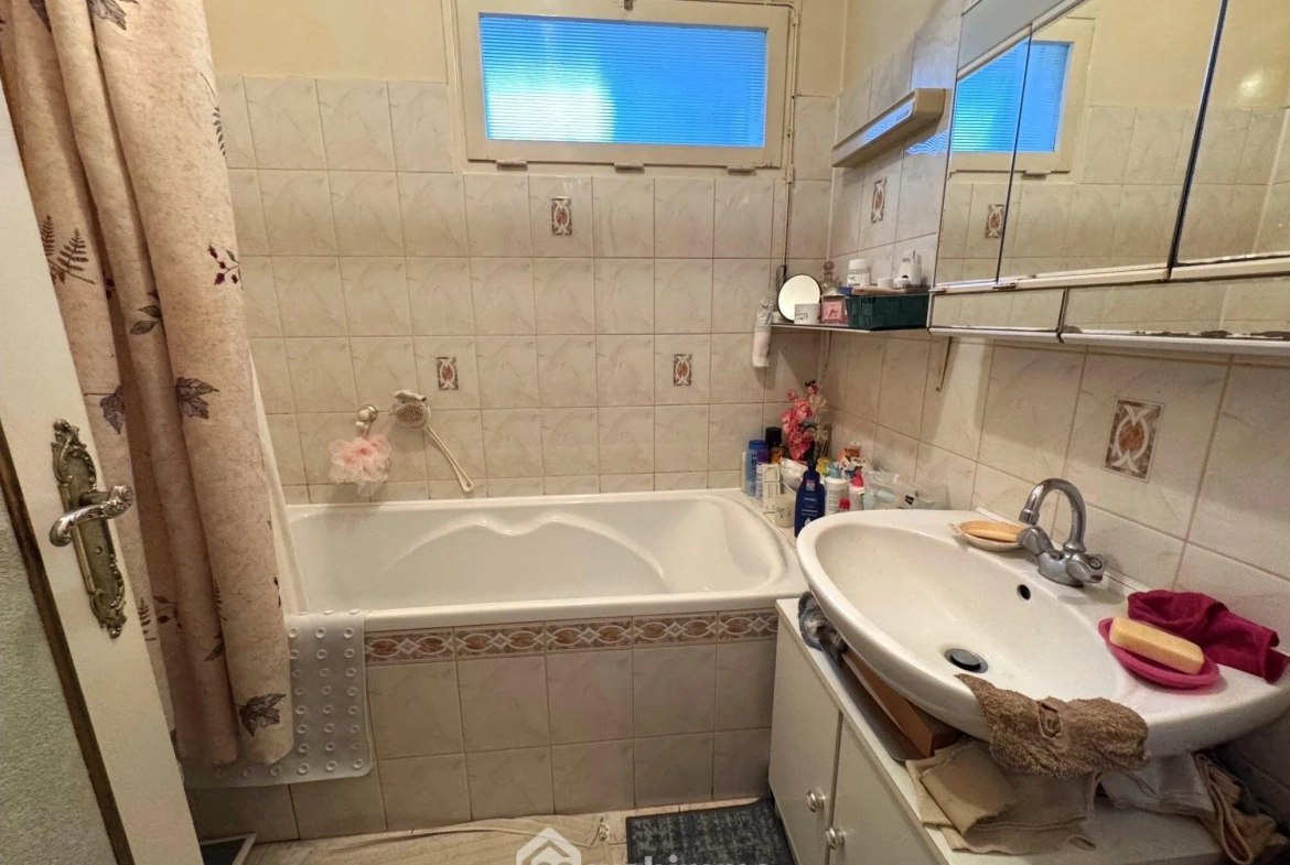 Appartement de 64 m² en viager occupé à Évry Village - Opportunité d'investissement 