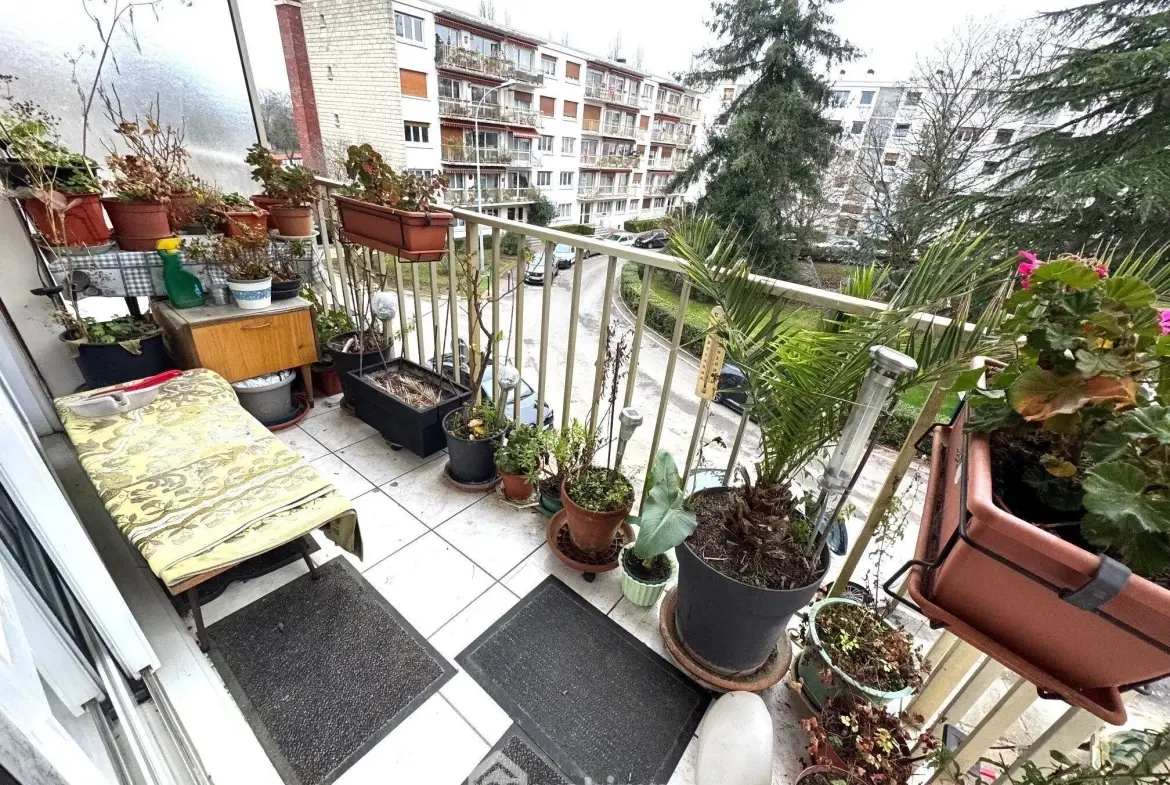 Appartement de 64 m² en viager occupé à Évry Village - Opportunité d'investissement 