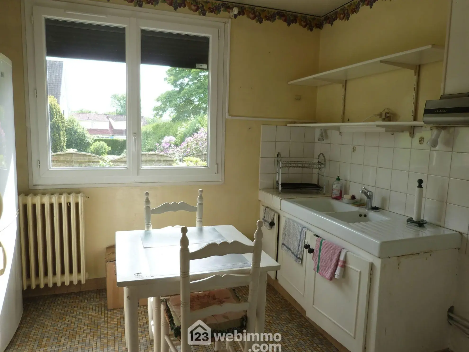 Maison de 93m² à Bihorel avec jardin, garage et sous-sol complet 
