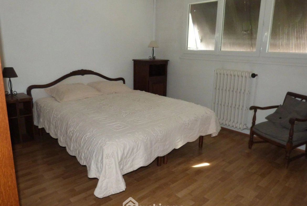 Maison de 93m² à Bihorel avec jardin, garage et sous-sol complet 