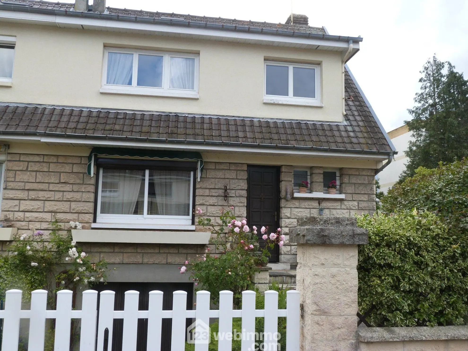 Maison de 93m² à Bihorel avec jardin, garage et sous-sol complet 