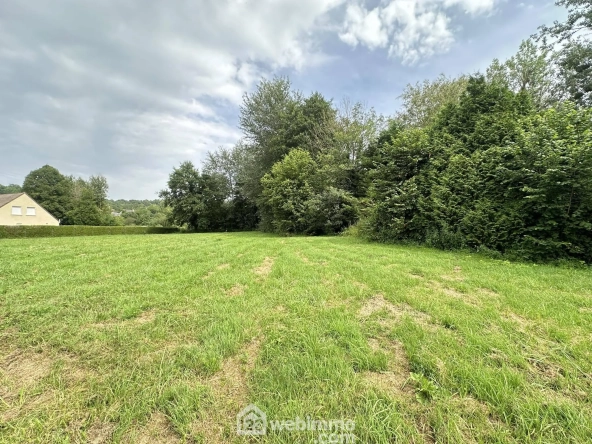 Terrain à bâtir de 1276 m² à Merlieux-et-Fouquerolles - Opportunité idéale