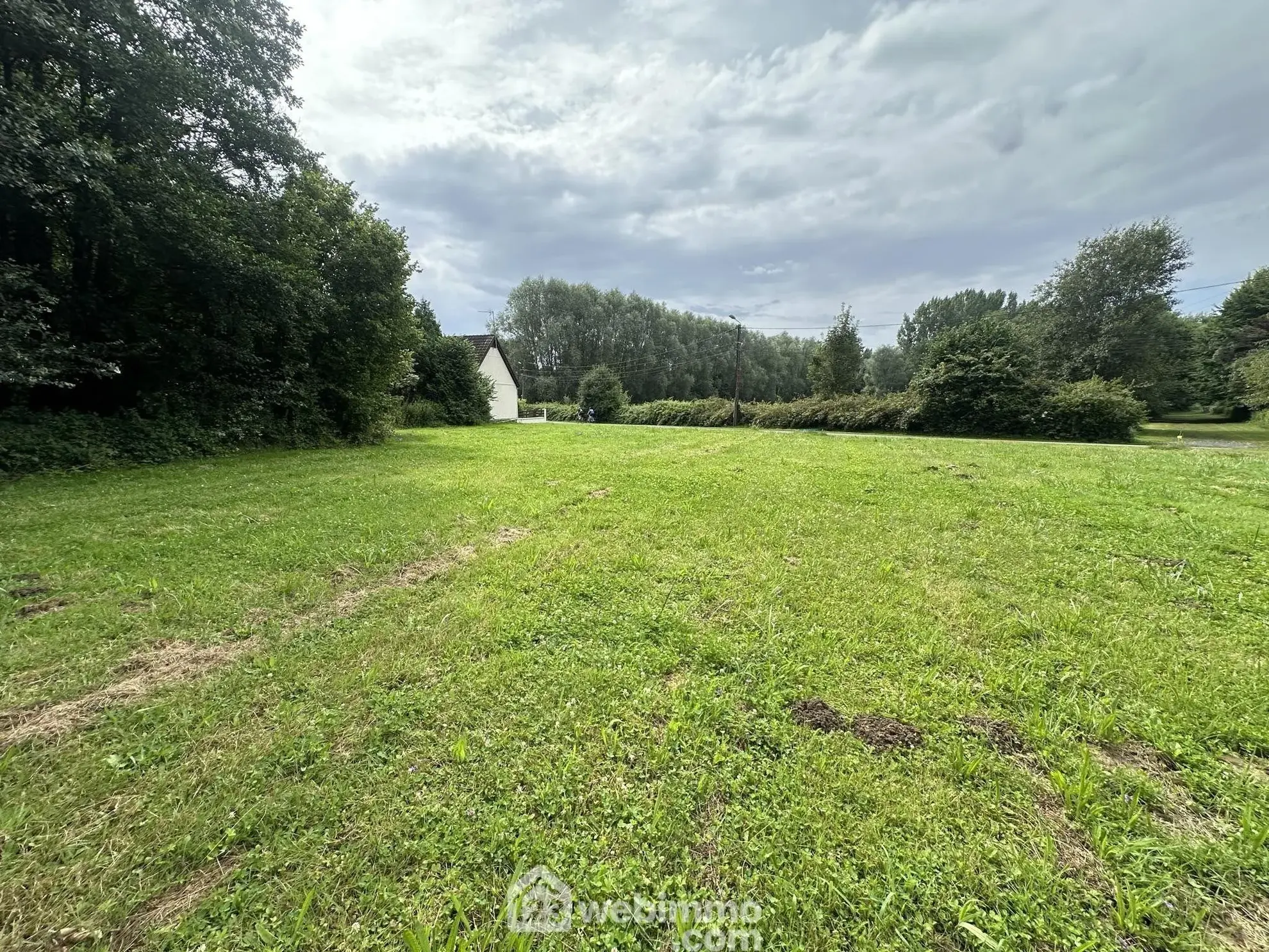 Terrain à bâtir de 1276 m² à Merlieux-et-Fouquerolles - Opportunité idéale 