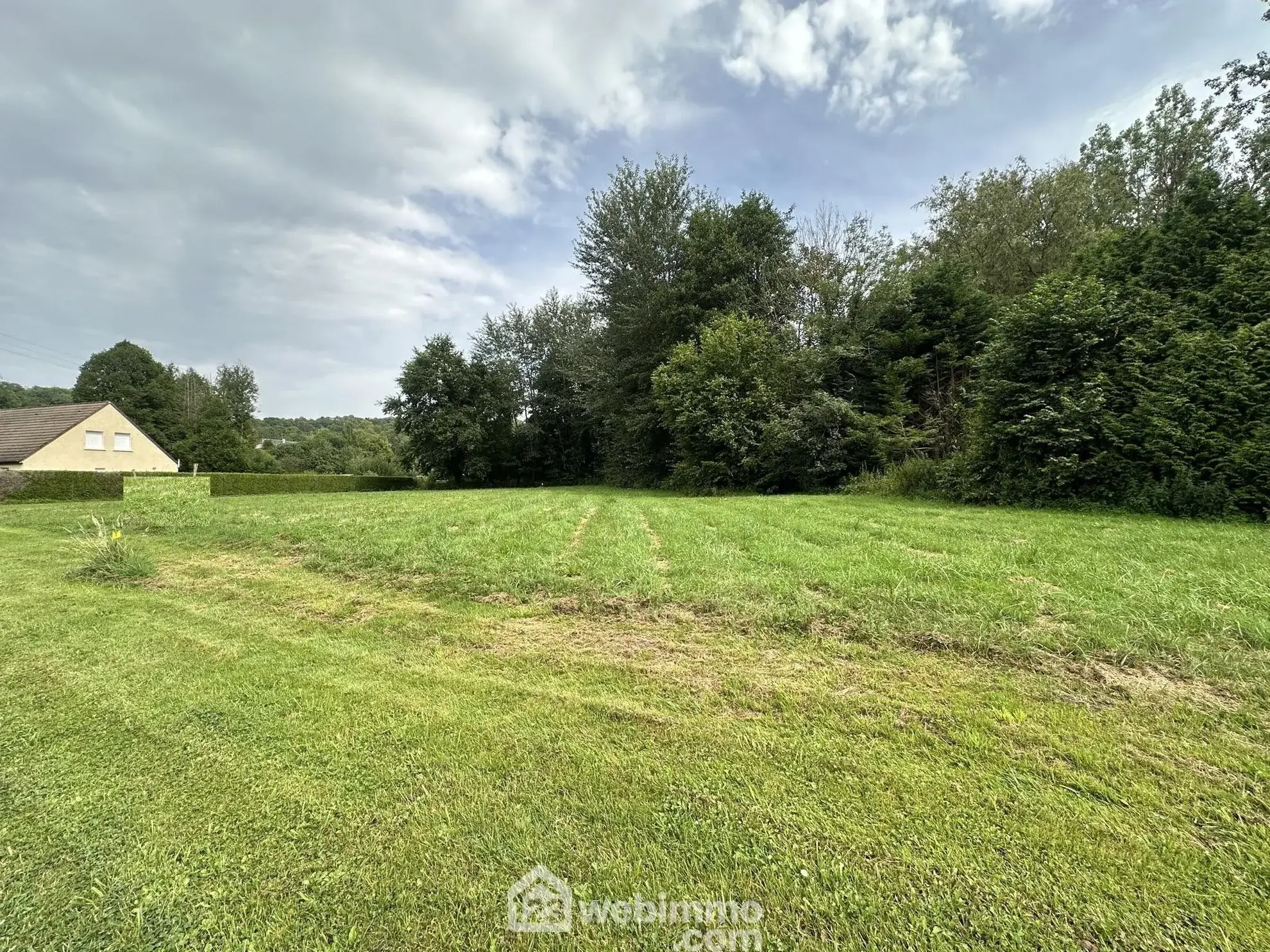 Terrain à bâtir de 1276 m² à Merlieux-et-Fouquerolles - Opportunité idéale 