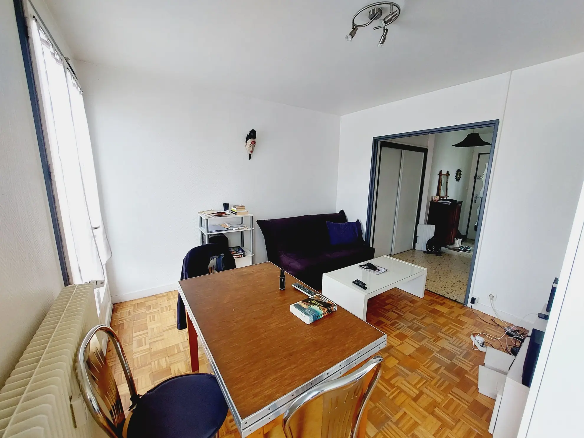 Appartement T1 bis à Montbrison de 32 m² avec balcon et cave à vendre 