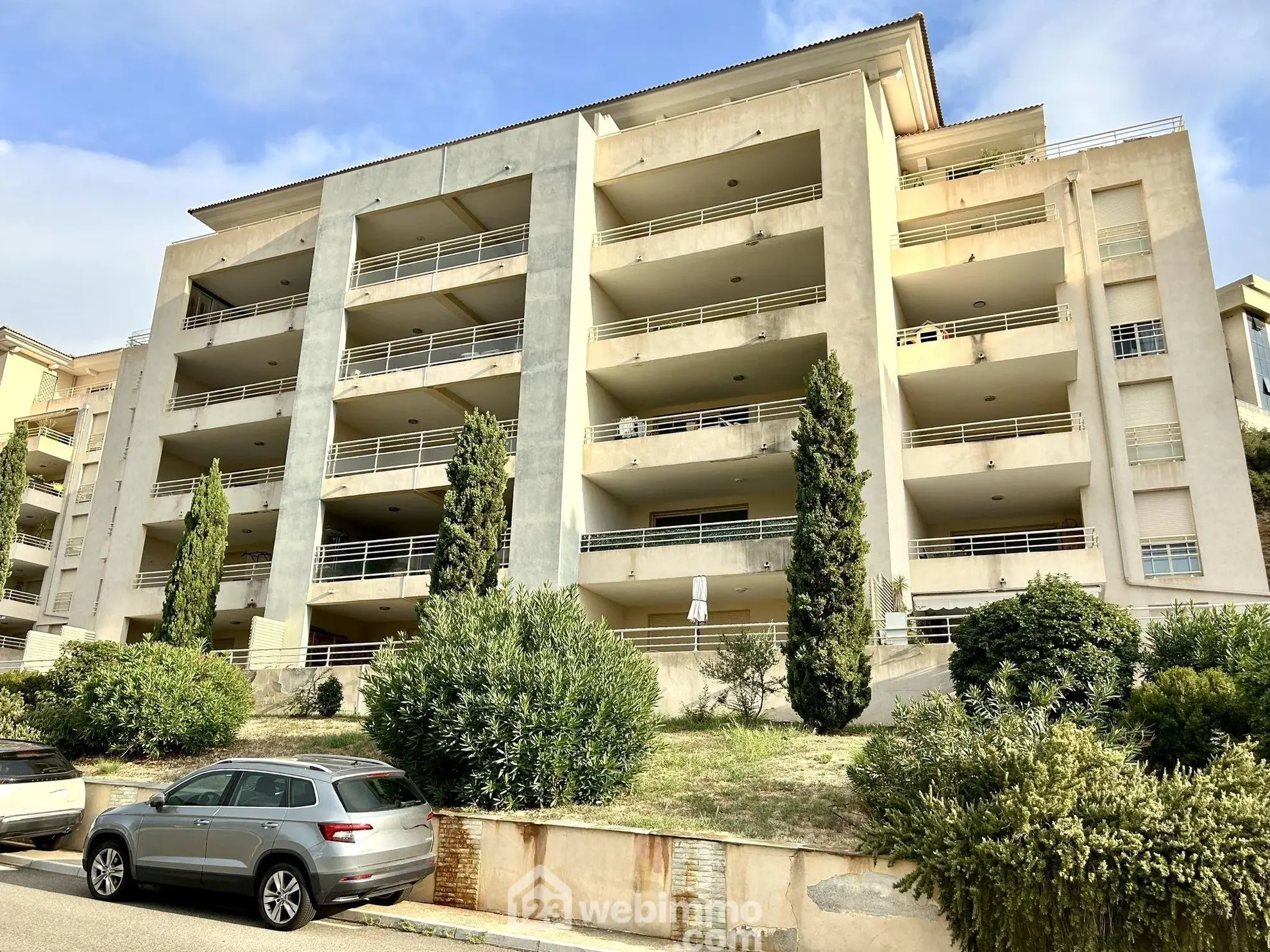 Appartement T3 de 86 m² avec terrasses à Ville-de-Pietrabugno 