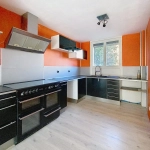 Maison à vendre à Albi - 100 m² avec terrasse et potentiel de rénovation
