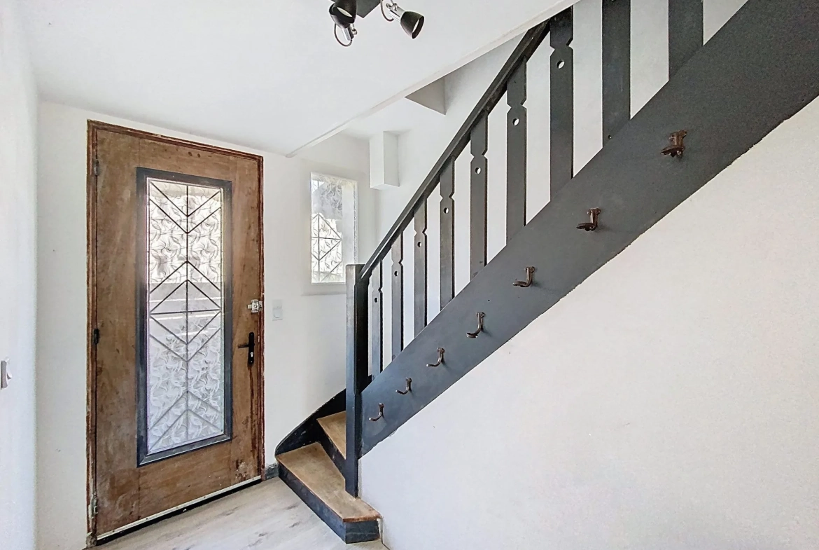 Maison à vendre à Albi - 100 m² avec terrasse et potentiel de rénovation 