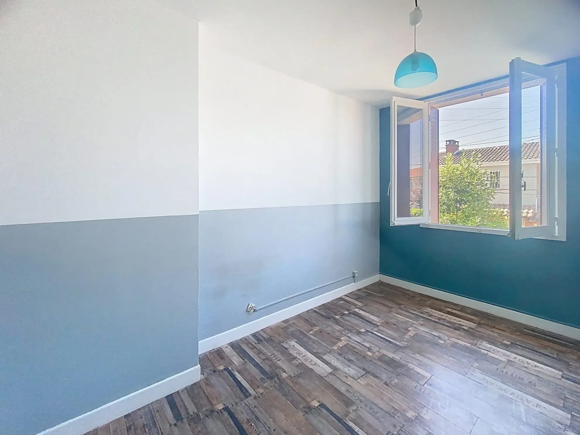 Maison à vendre à Albi - 100 m² avec terrasse et potentiel de rénovation 