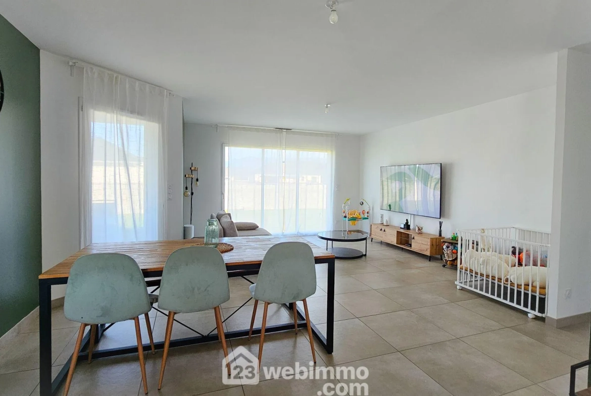 Maison neuve de 107m² avec vue sur Pyrénées à Nay - Construction 2024 