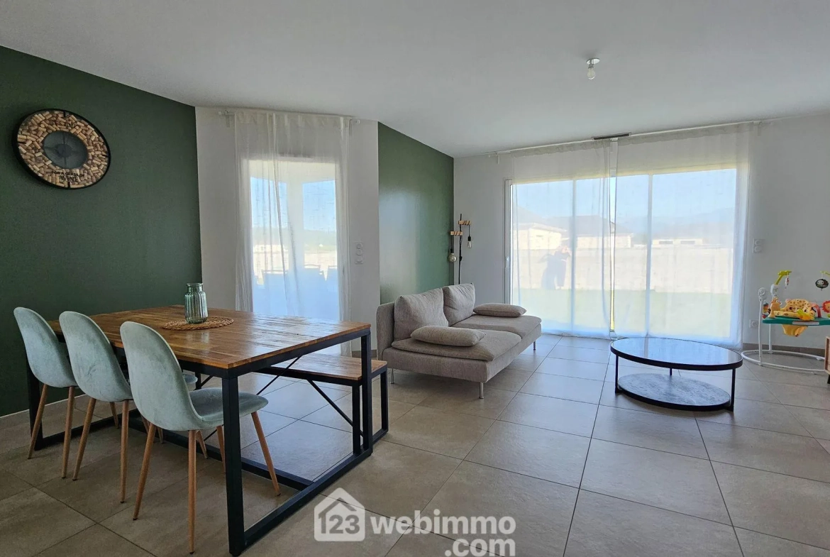 Maison neuve de 107m² avec vue sur Pyrénées à Nay - Construction 2024 