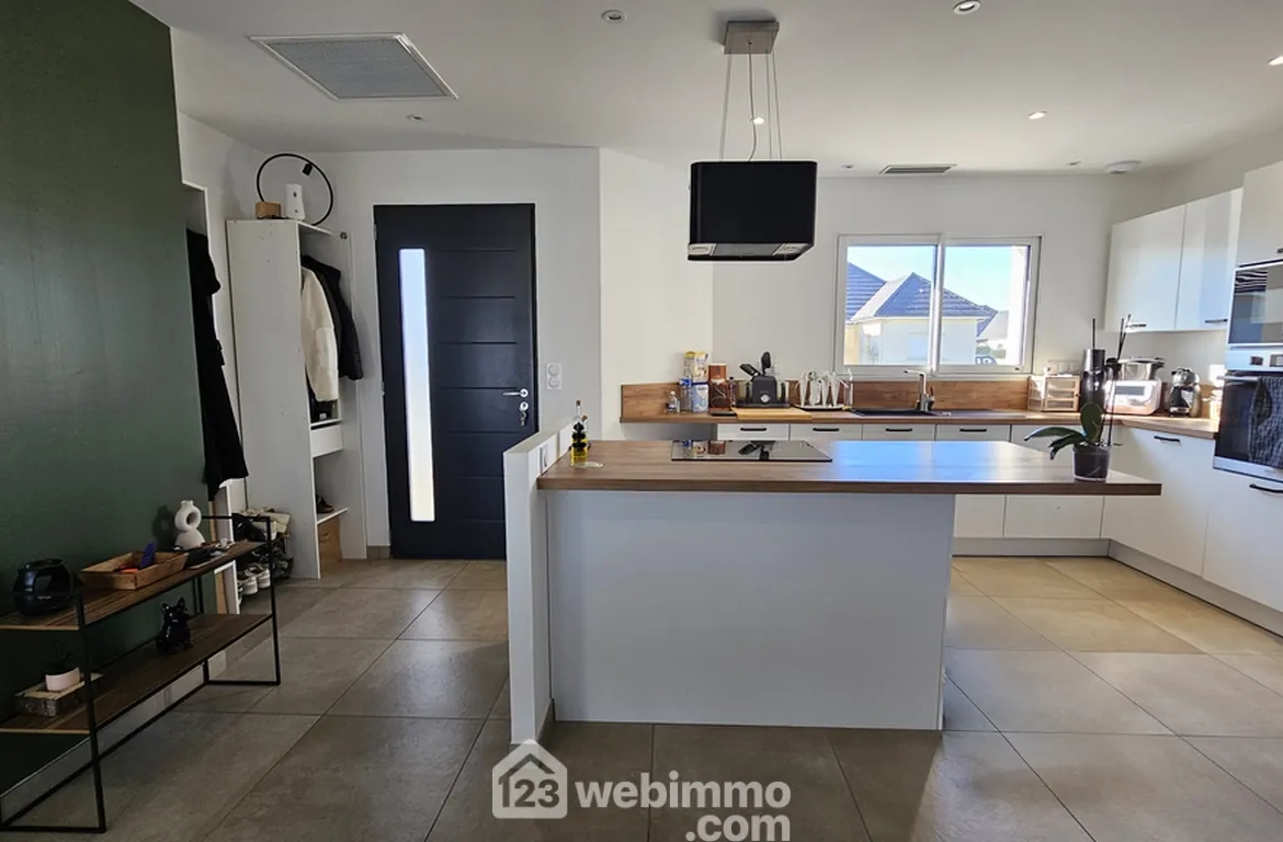 Maison neuve de 107m² avec vue sur Pyrénées à Nay - Construction 2024 