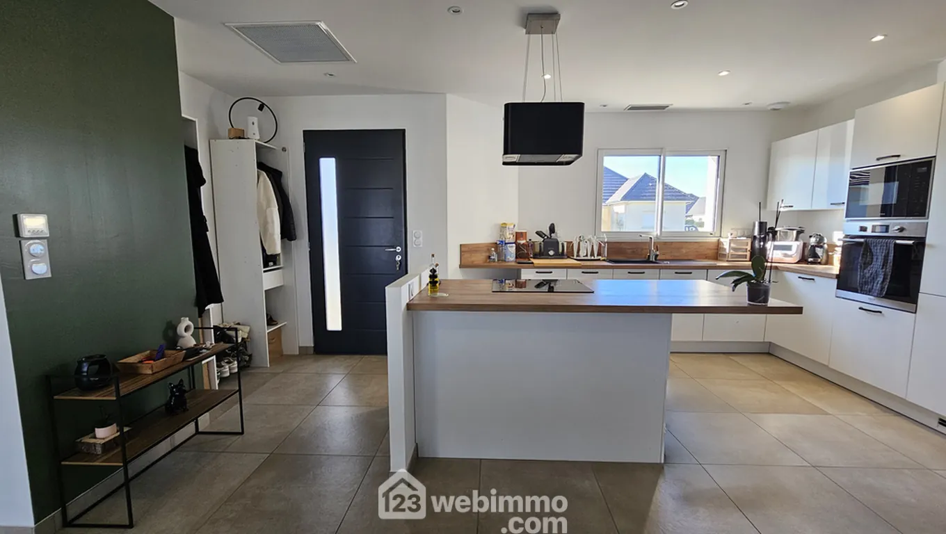 Maison neuve de 107m² avec vue sur Pyrénées à Nay - Construction 2024 