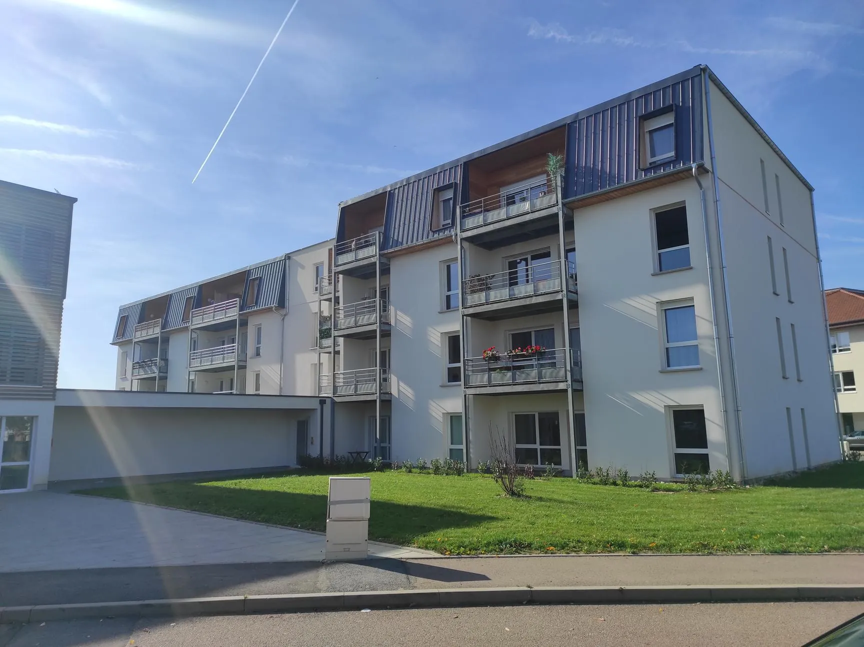 Appartement F2 avec balcon et piscine à Épinal - Résidence Séniors 