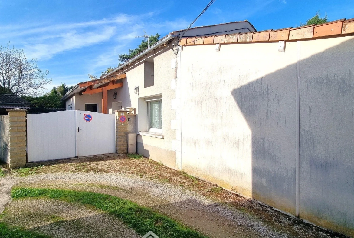 Maison de plain-pied de 99 m² à Montamisé près de Poitiers 