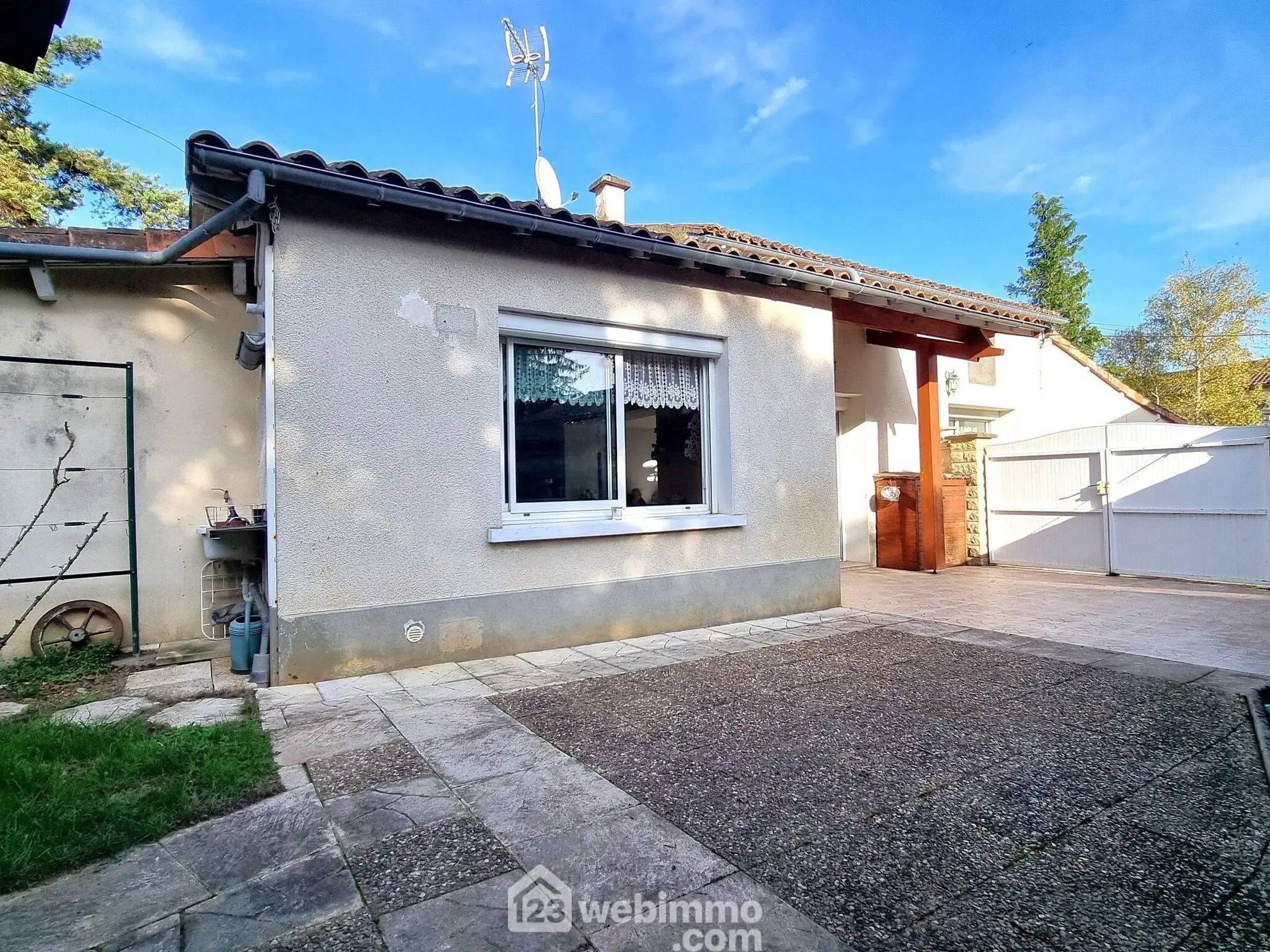 Maison de plain-pied de 99 m² à Montamisé près de Poitiers 