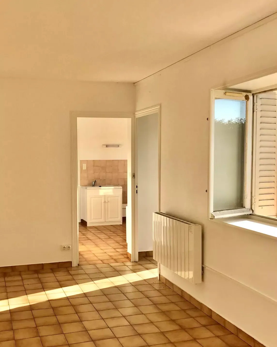 Charmant appartement T2 avec jardin privé à Charbonnières-les-Bains 