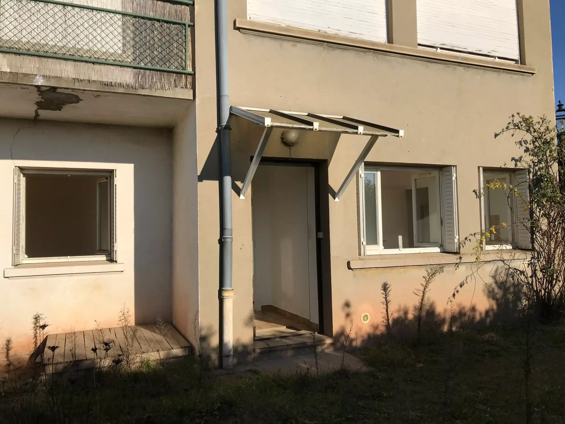Charmant appartement T2 avec jardin privé à Charbonnières-les-Bains 