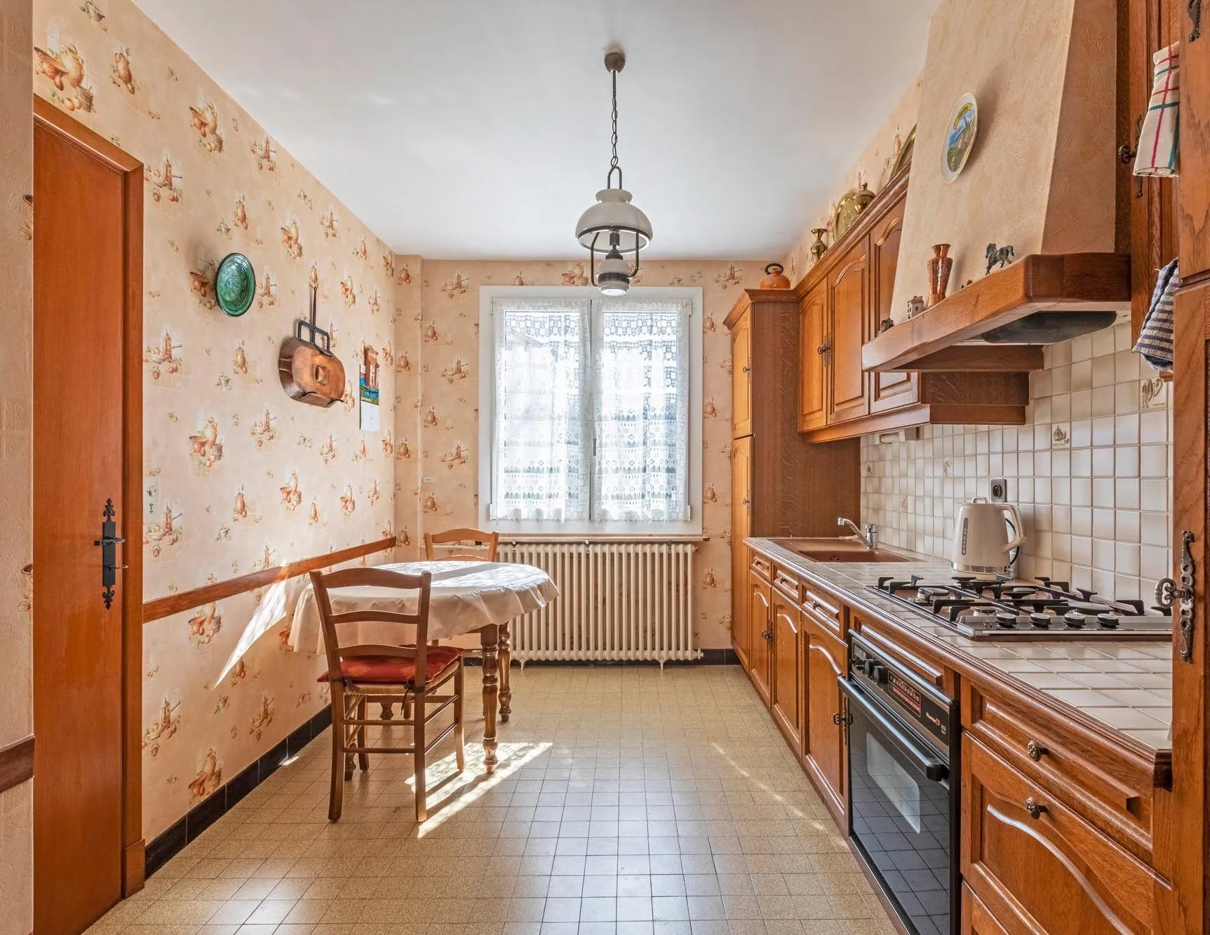 Maison à vendre à Albi, 5 pièces avec jardin et garage 