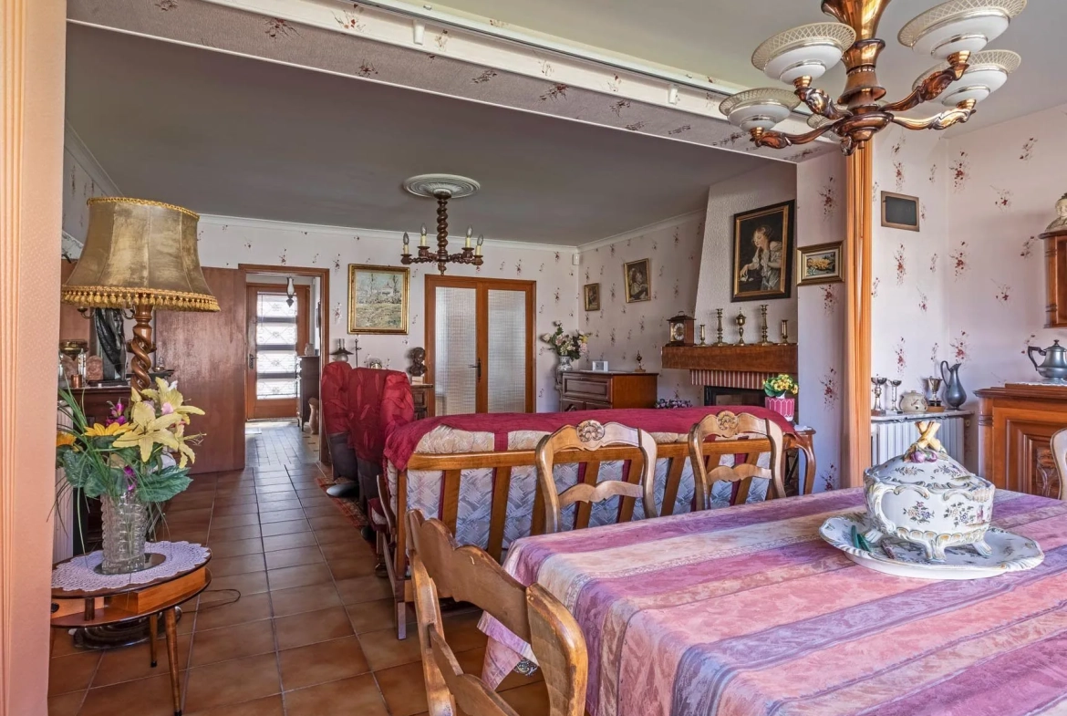 Maison à vendre à Albi, 5 pièces avec jardin et garage 