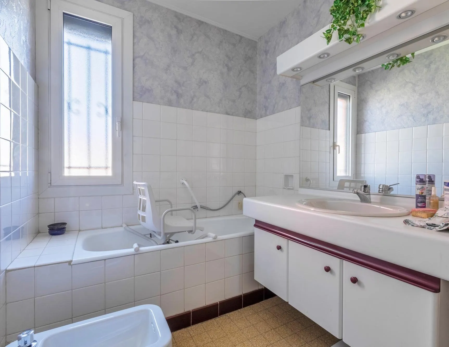 Maison à vendre à Albi, 5 pièces avec jardin et garage 