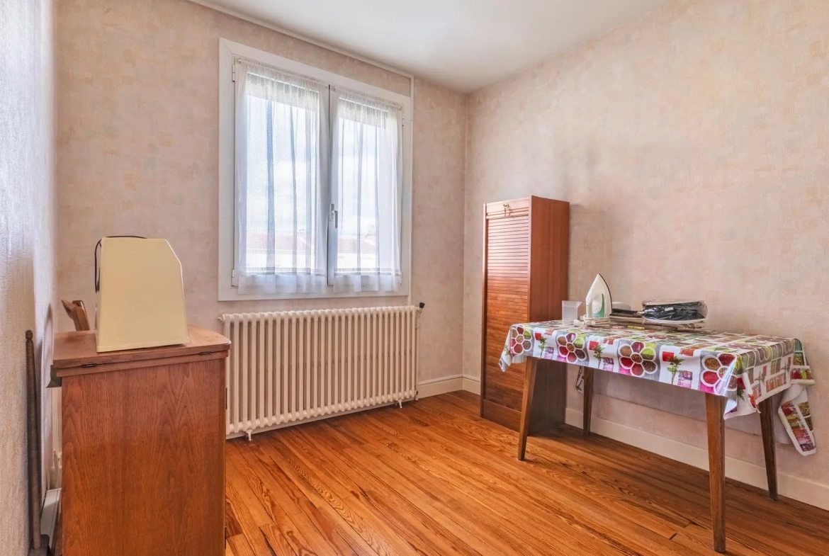 Maison à vendre à Albi, 5 pièces avec jardin et garage 