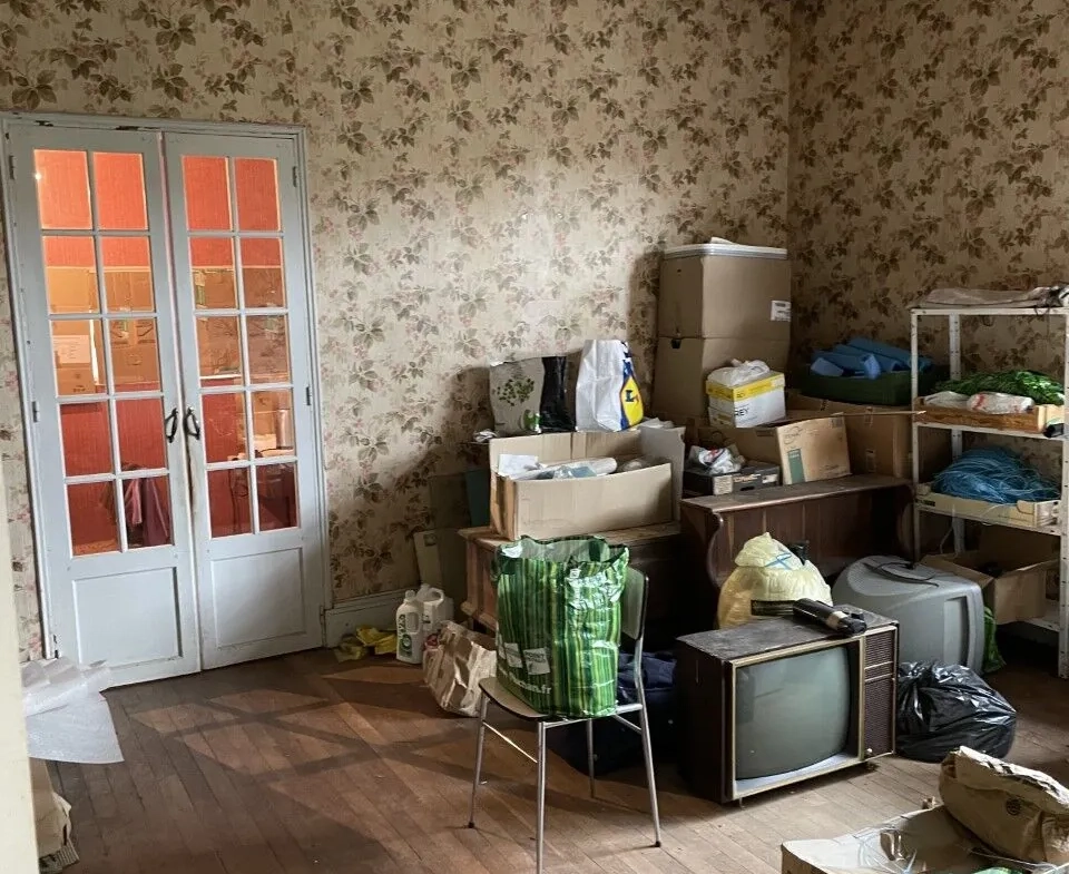 Maison à rénover à Bellerive-sur-Allier proche du CREPS - 115 m² habitable 