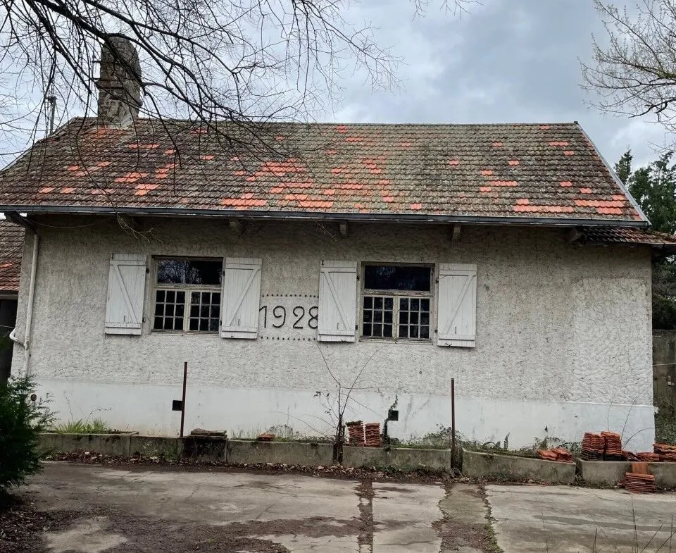 Maison à rénover à Bellerive-sur-Allier proche du CREPS - 115 m² habitable 