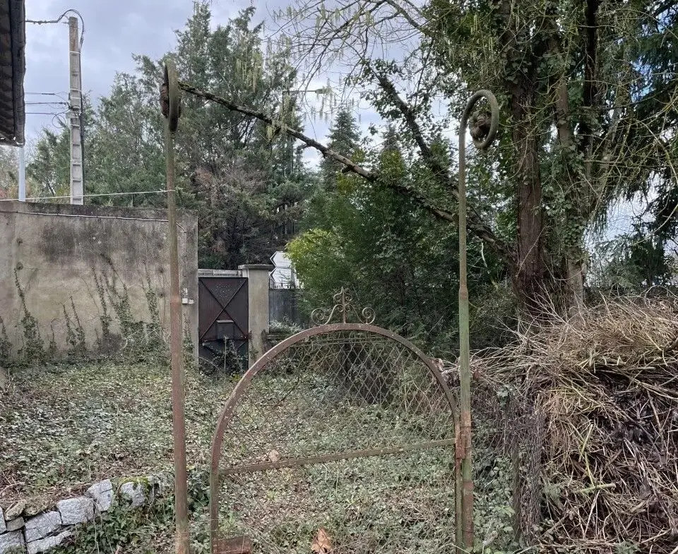 Maison à rénover à Bellerive-sur-Allier proche du CREPS - 115 m² habitable 