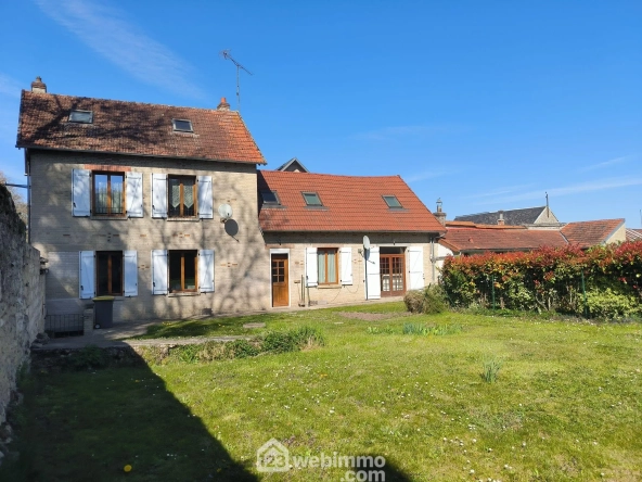 Ensemble immobilier de 182 m² à Presles-et-Boves, idéal pour investissement ou résidence principale