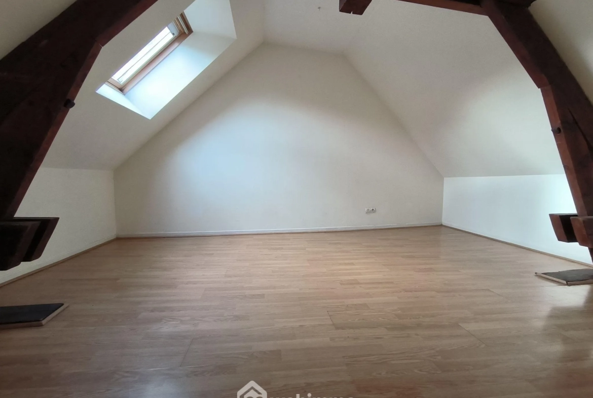 Ensemble immobilier de 182 m² à Presles-et-Boves, idéal pour investissement ou résidence principale 