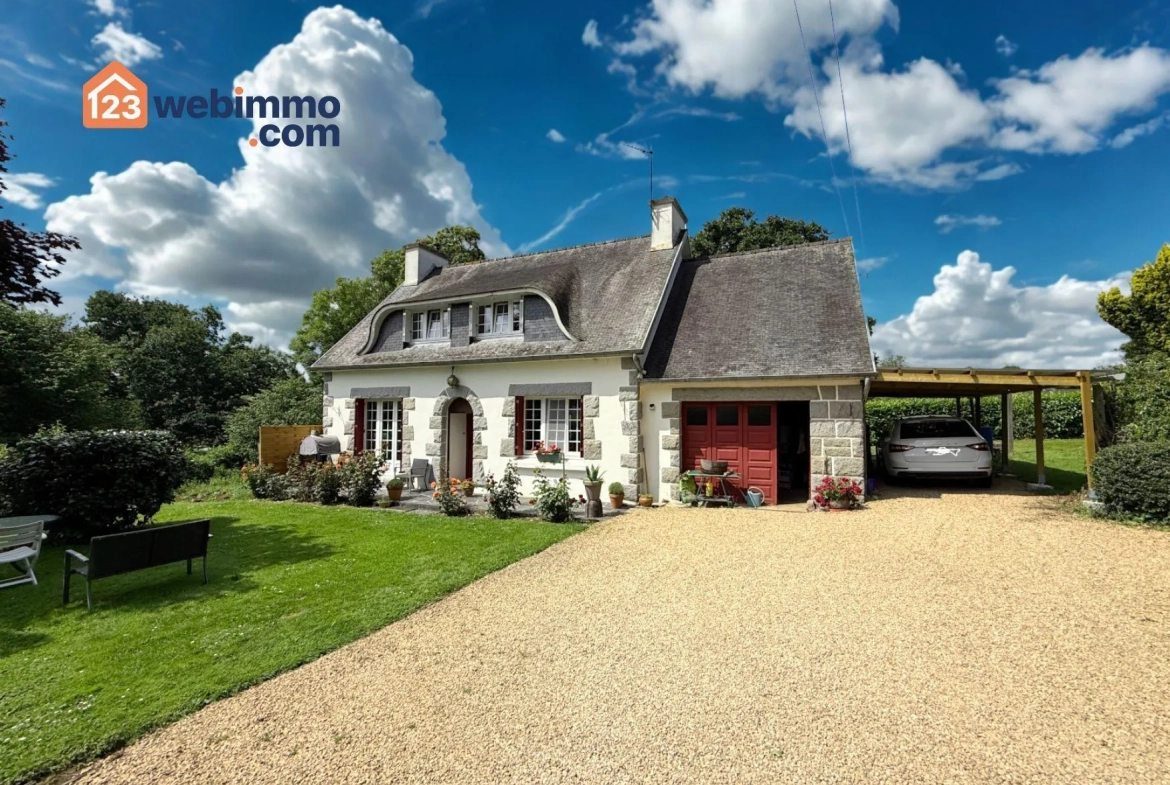Maison de 97 m² à Ploumilliau avec jardin arboré, proche des plages 