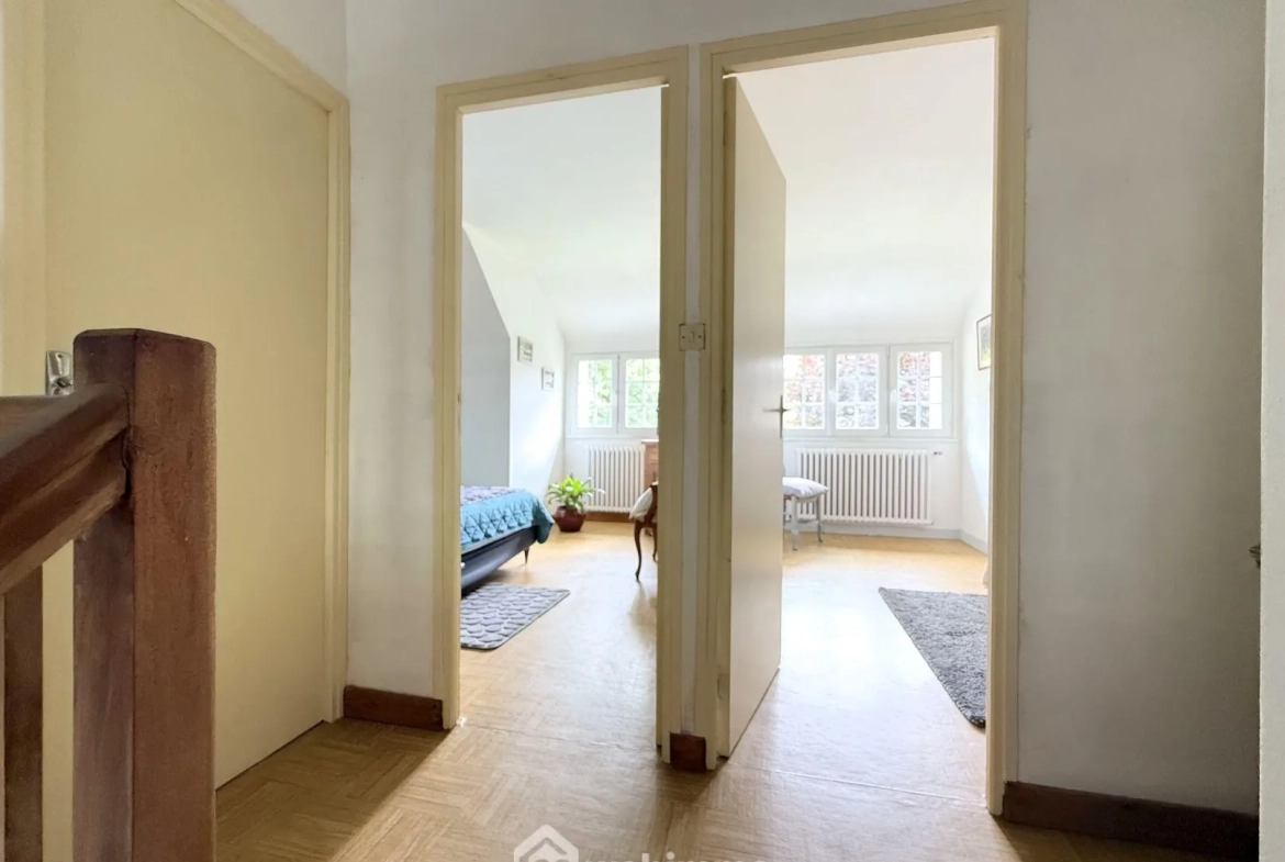 Maison de 97 m² à Ploumilliau avec jardin arboré, proche des plages 