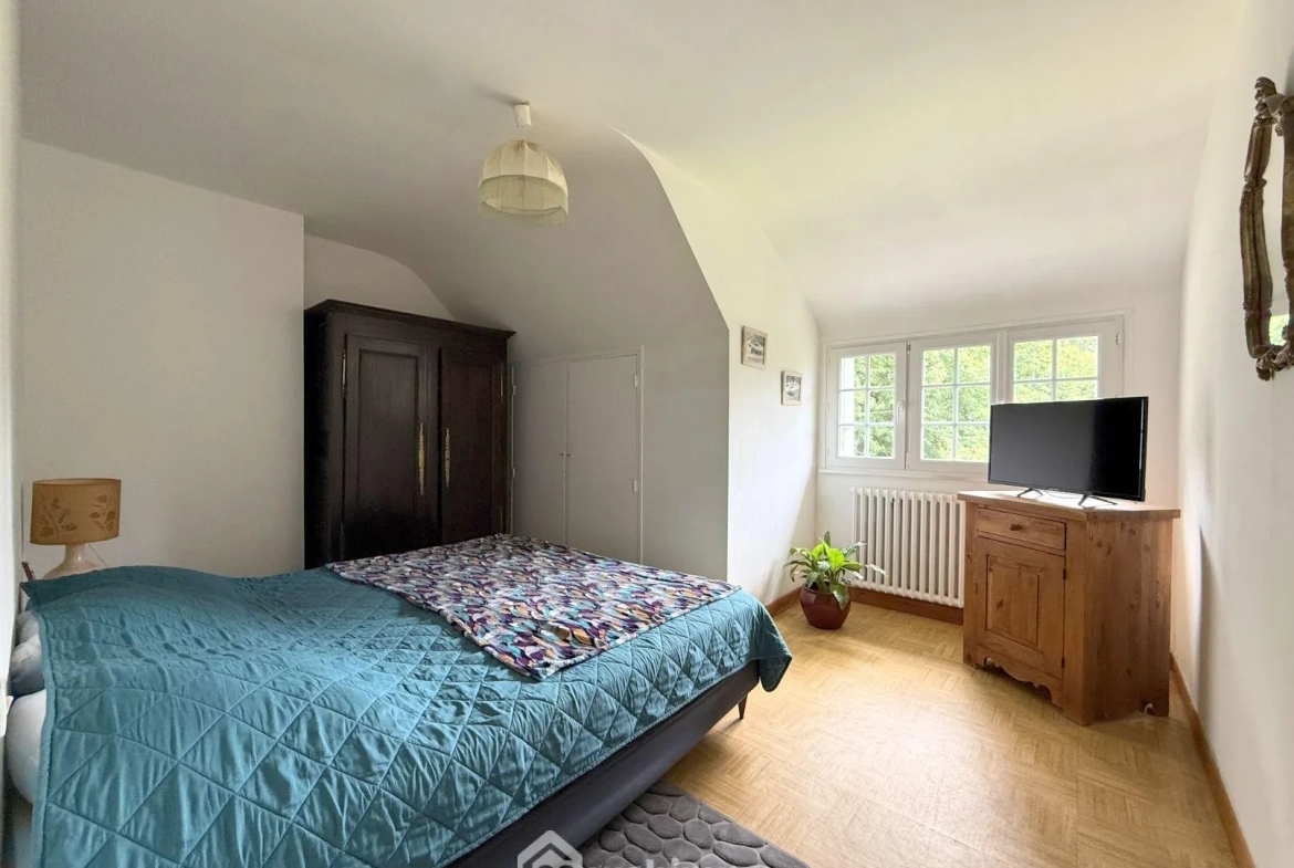 Maison de 97 m² à Ploumilliau avec jardin arboré, proche des plages 