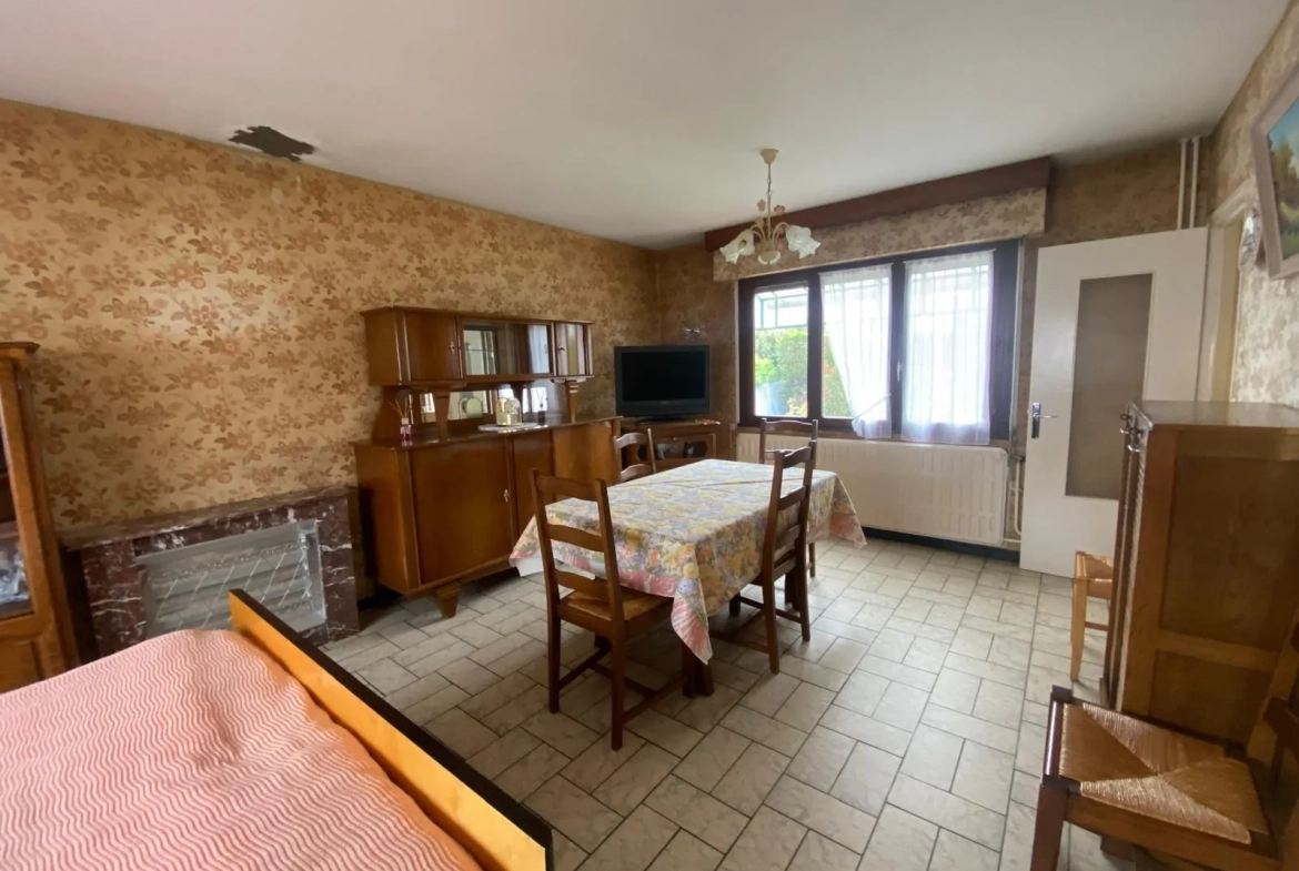Maison à vendre à Moreuil avec jardin, 3 chambres, garage et quartier calme 