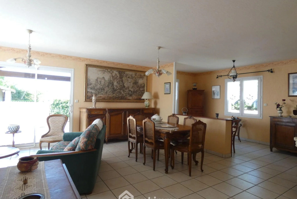 Belle maison de plain-pied de 101 m² à Saint-Pardoux avec garage et terrasse 