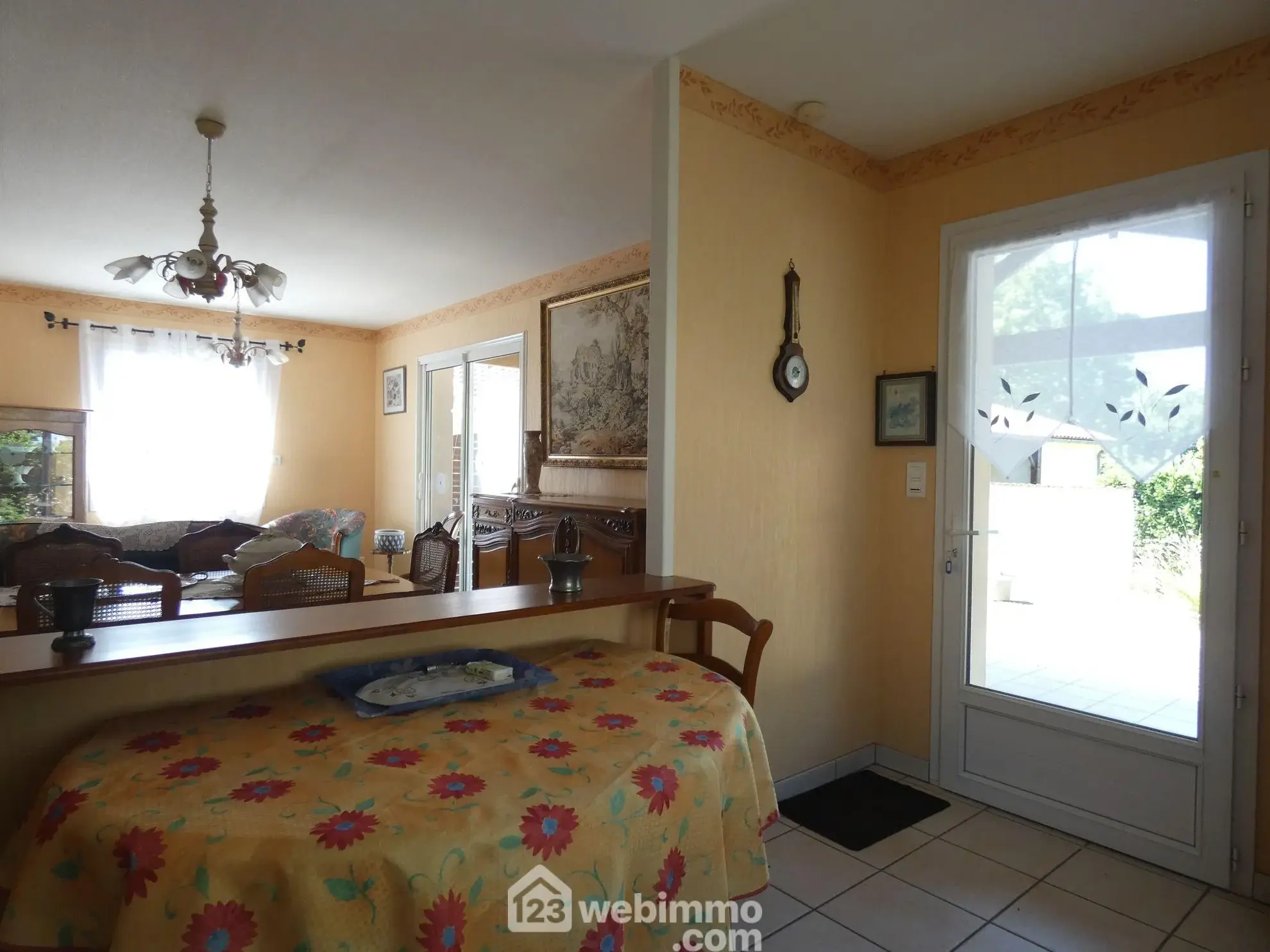 Belle maison de plain-pied de 101 m² à Saint-Pardoux avec garage et terrasse 