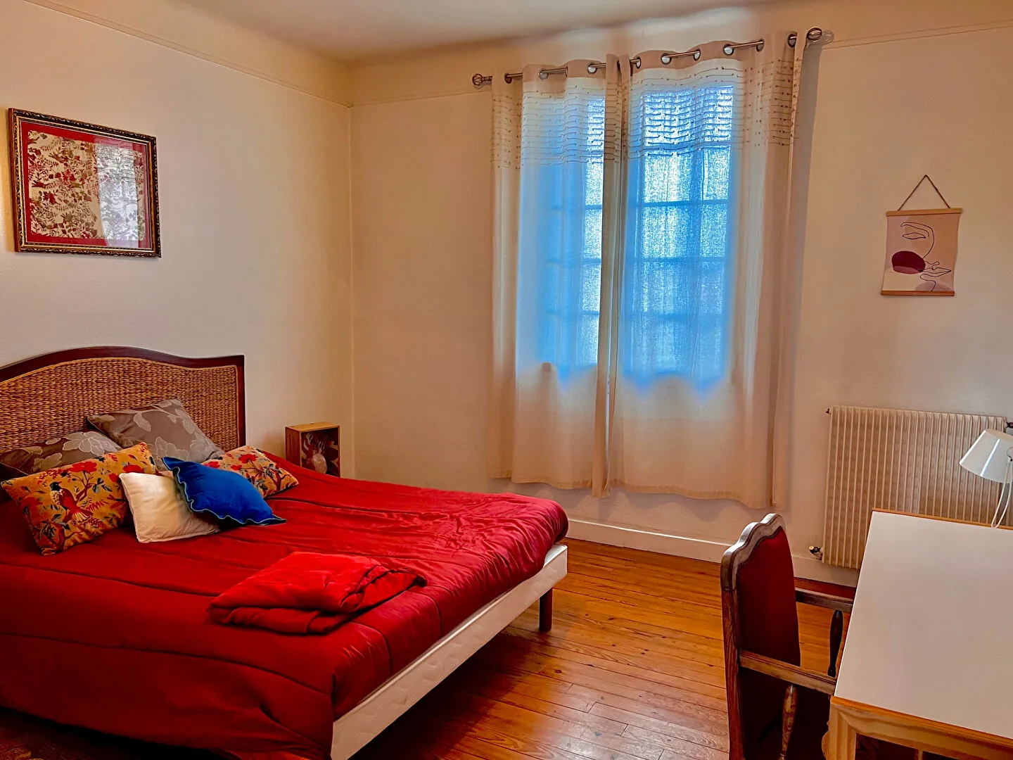 Appartement T3 de 77 m² à Pau avec balcon, cave et parking à vendre 